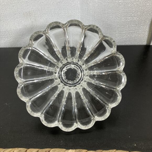 Vintage Anchor Hocking Scalloped Edge Clear Candle Holder 4 1/4" x 2" Lot Of 4 - Picture 5 of 5